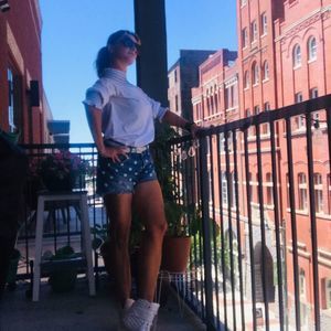 Meet your Posher, Christina